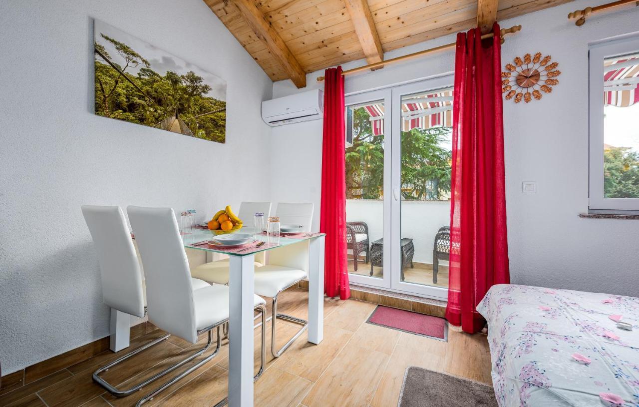 Villa Heidi 2 Umag Exteriör bild