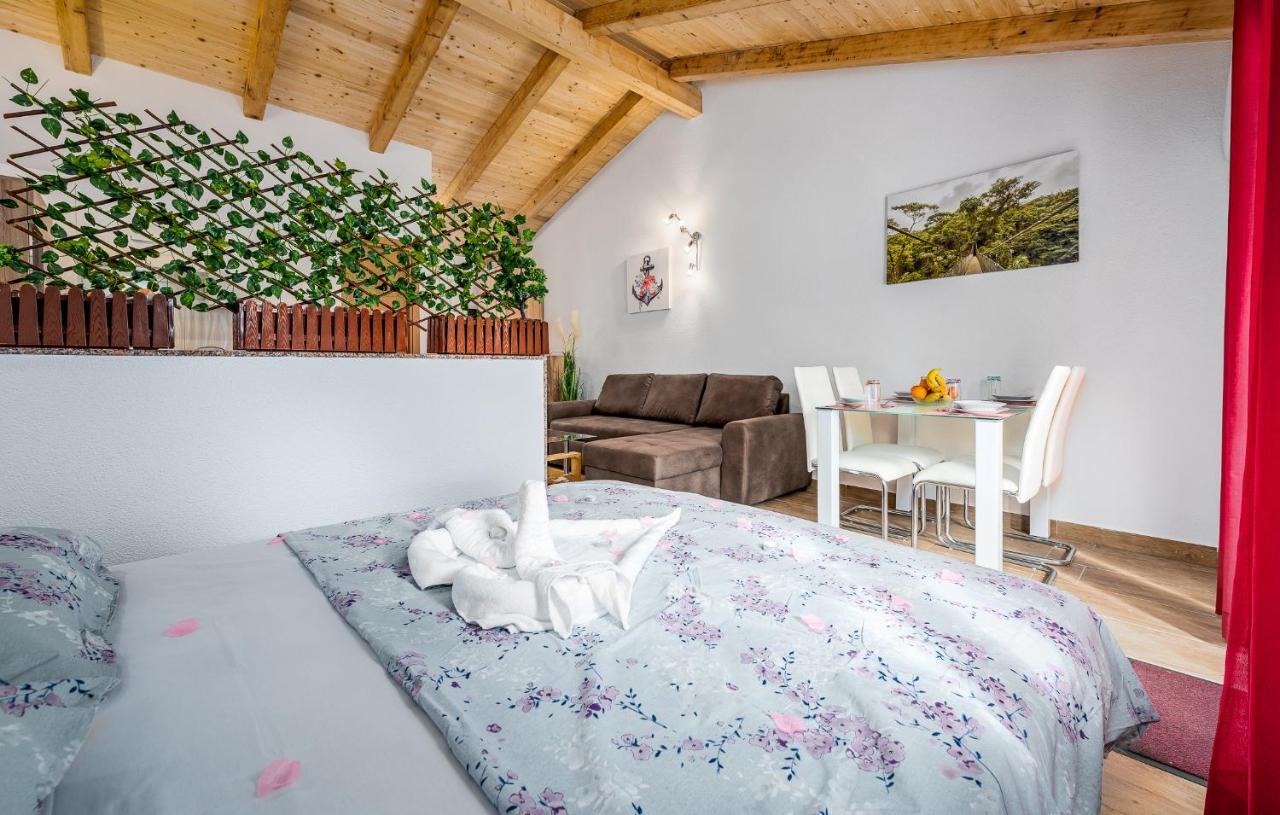 Villa Heidi 2 Umag Exteriör bild